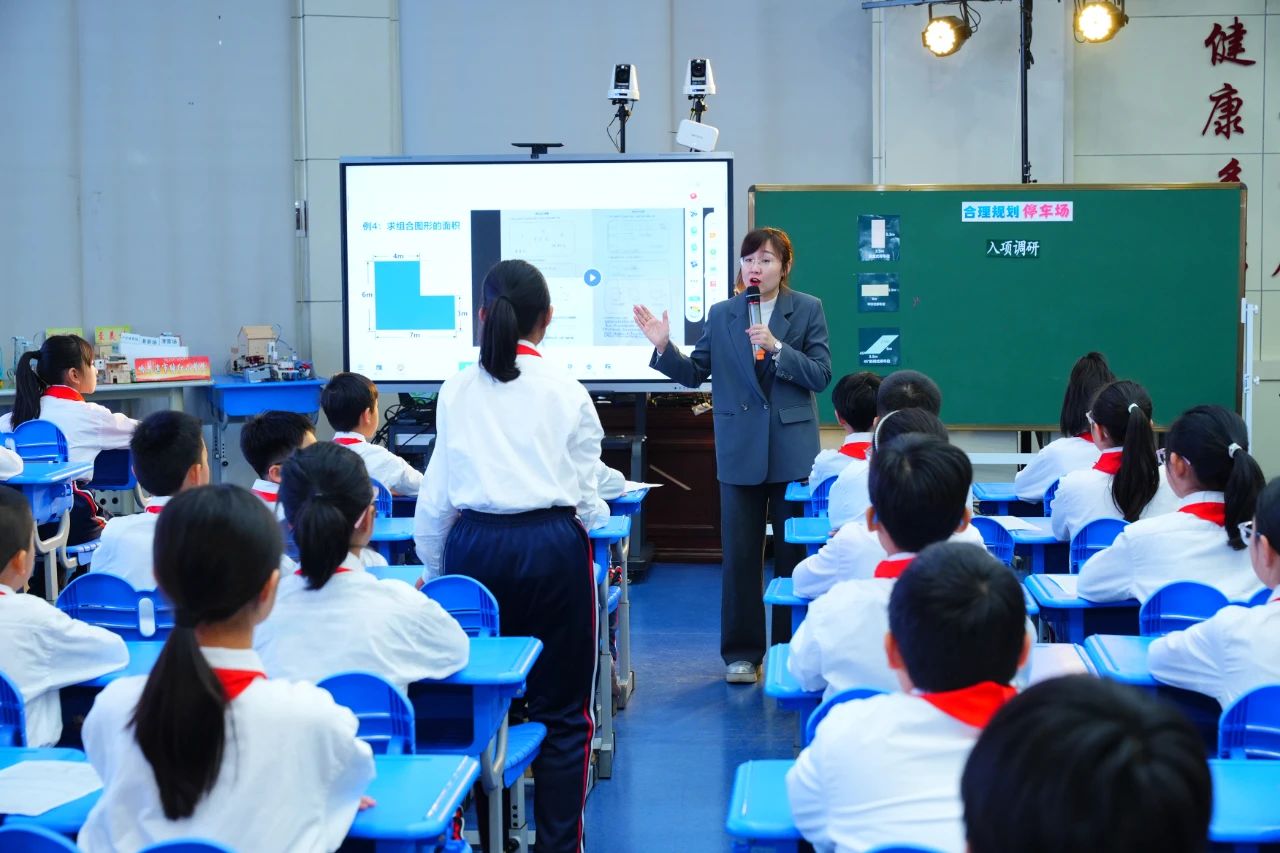 奧威亞AI循證教學再添應用案例，這次是哈爾濱市繼紅小學校2.jpg